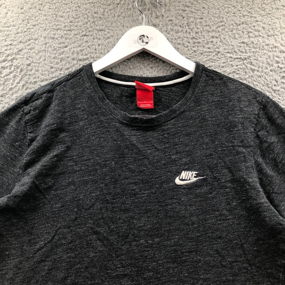 Nike T-Shirt Men's Large L Short Sleeve Embroidered Logo Dark Gray 905404-032 - Picture 9 of 11